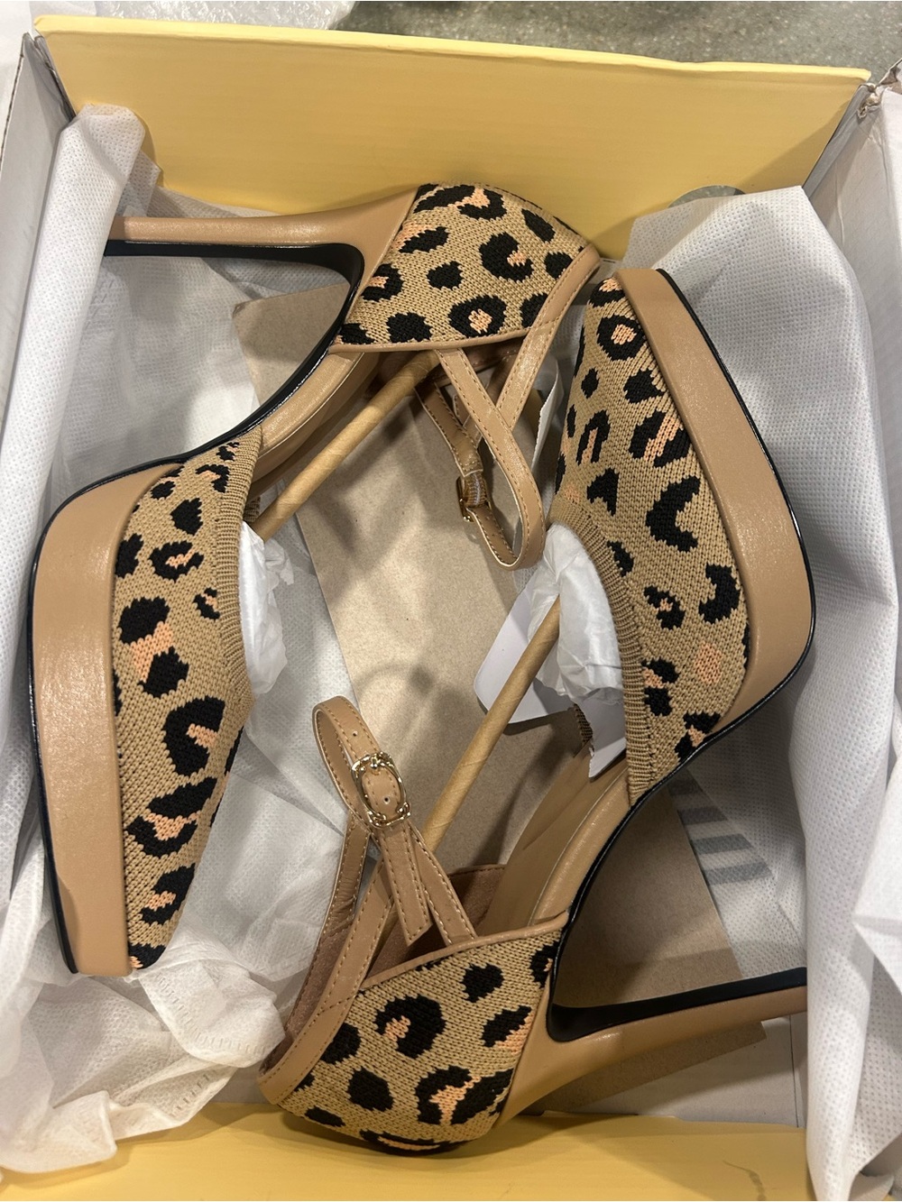 Cosy Island Leopard Print Pumps NEW - Picture 9 of 10